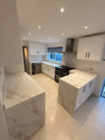 Arabescato brown quartz worktop