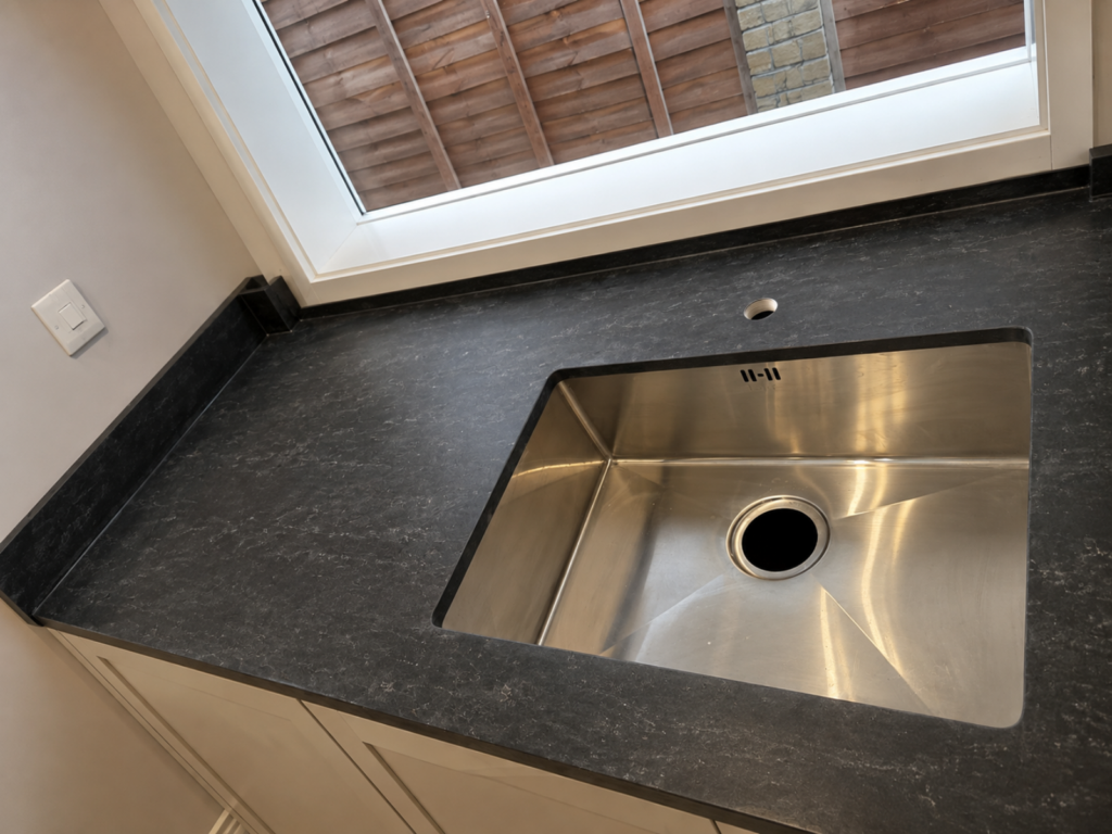 Novarion Gold Quartz Project in Hanwell, London