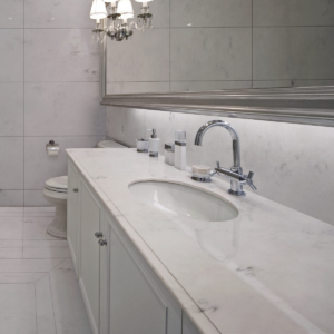 San Vincente quartz worktop