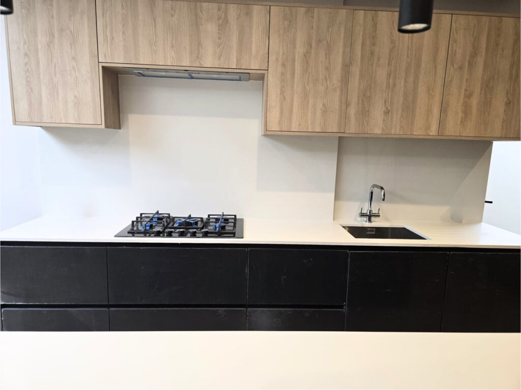 Okafor Family’s Super White Quartz Kitchen in Guildford
