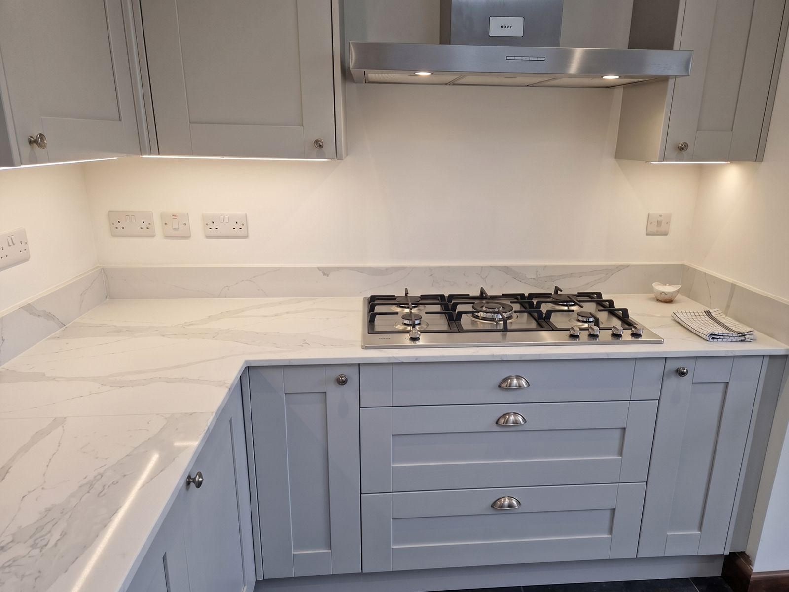 Al-Farouq Family’s Calacatta Classic Quartz Kitchen in Leicester 10 calacatta borghini, leicester project
