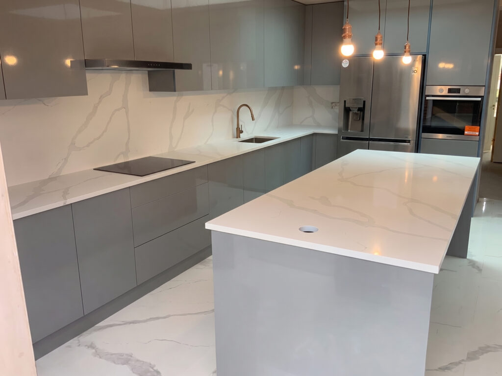 calacatta dark grey quartz, bristol project