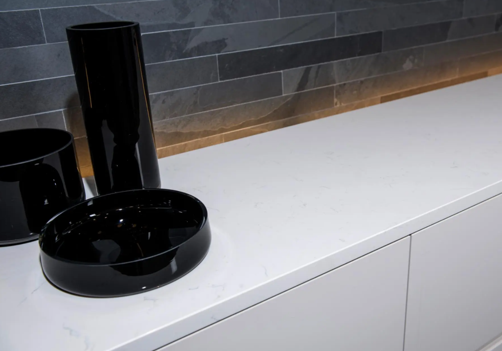 Bianco Massa quartz worktop