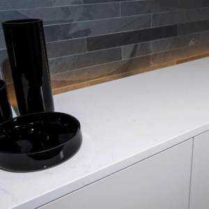 Bianco Massa quartz worktop