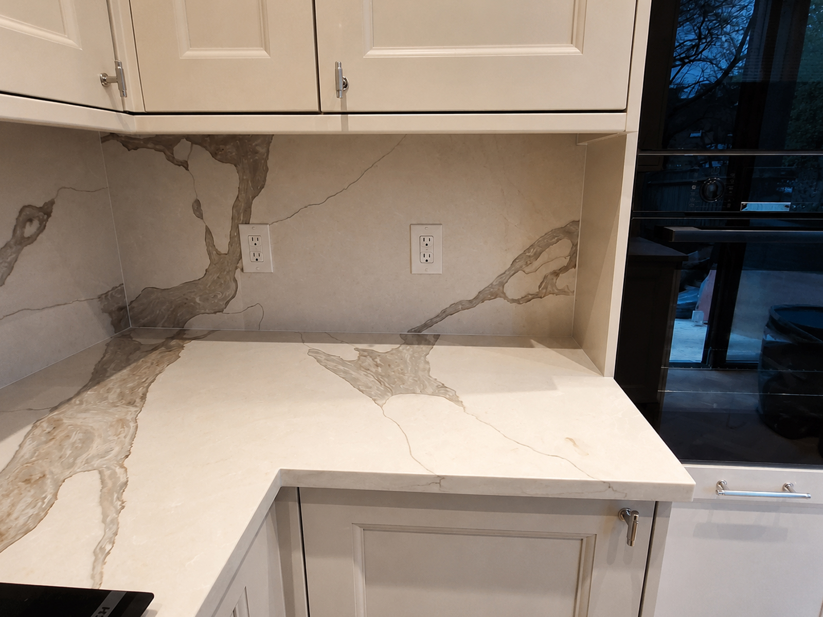 Calacatta Bronze quartz worktop in high wycomb