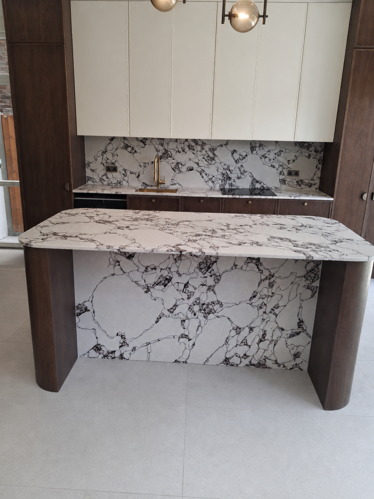 Calacatta Viola quartz worktops project in Southampton