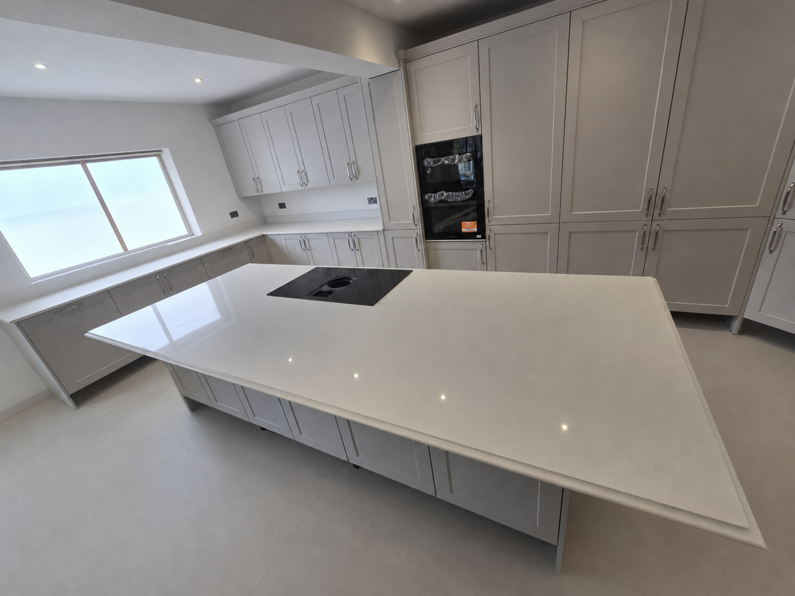 Ice Branco quartz worktop, Ealing, London