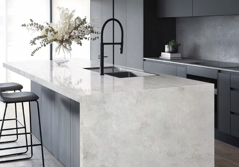 Luna grey quartz worktop