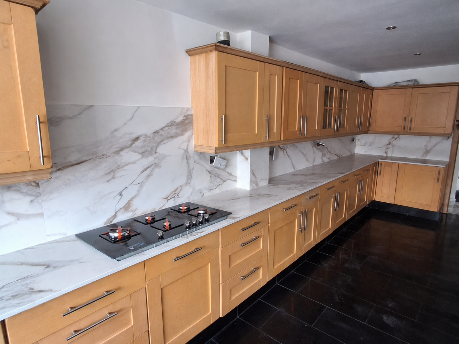 Arabescato brown quartz worktop, Richmond project