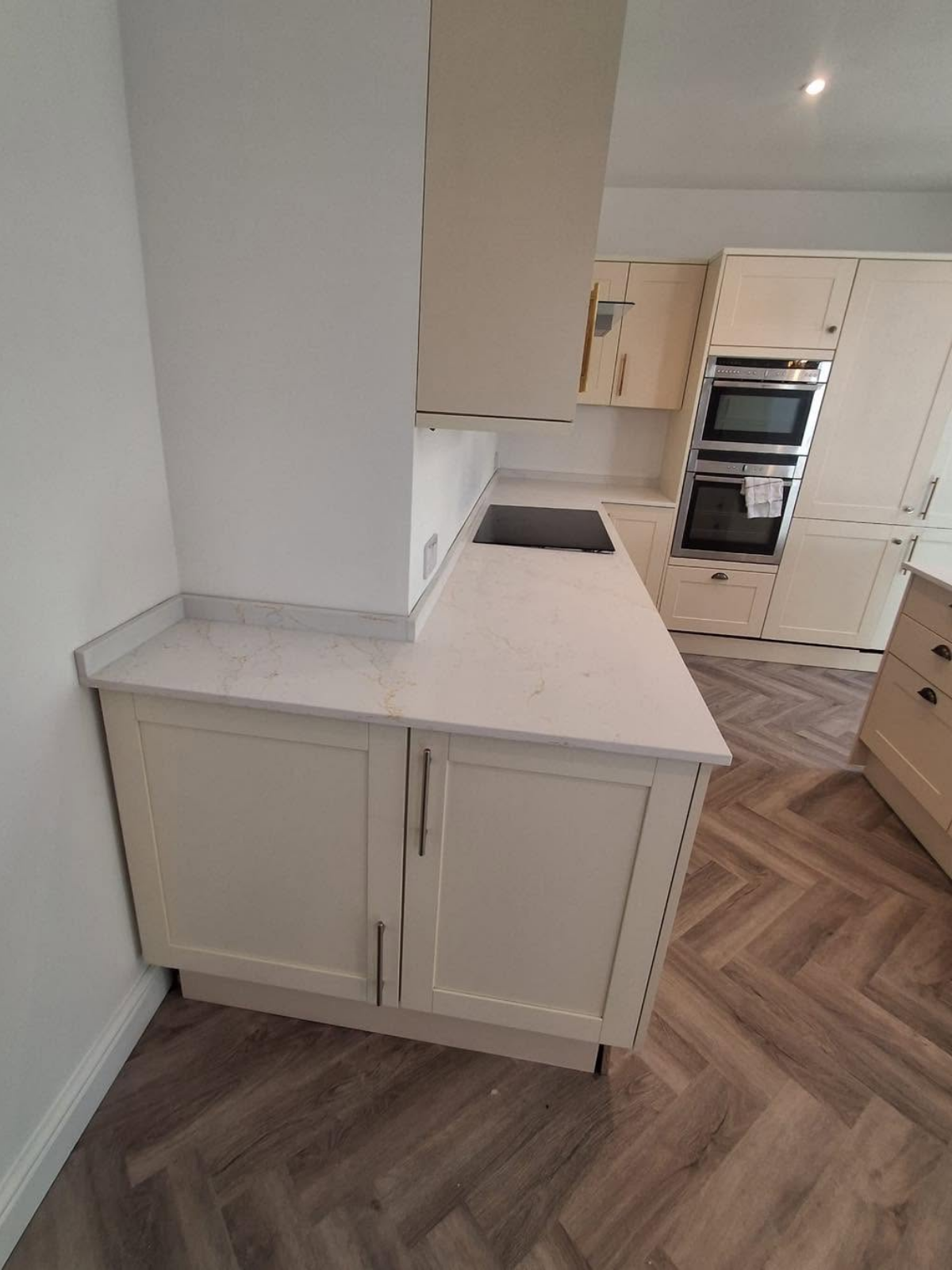 Calacatta Classic quartz worktop in the High Wycombe project