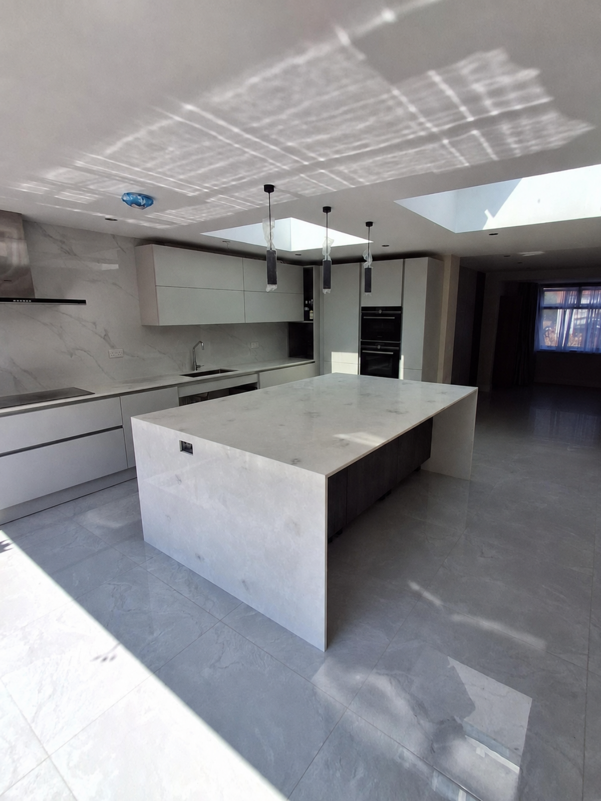 Winter Rock Quartz Worktop, Royal Borough, London Project