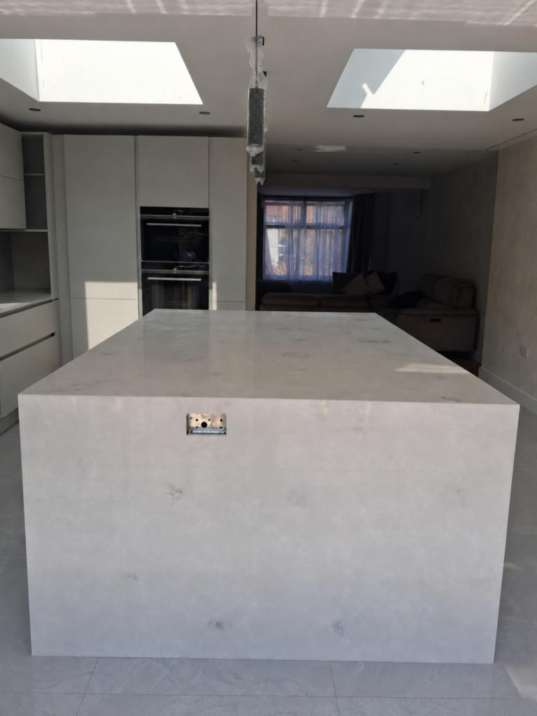 Winter Rock Quartz Worktop, Royal Borough, London Project
